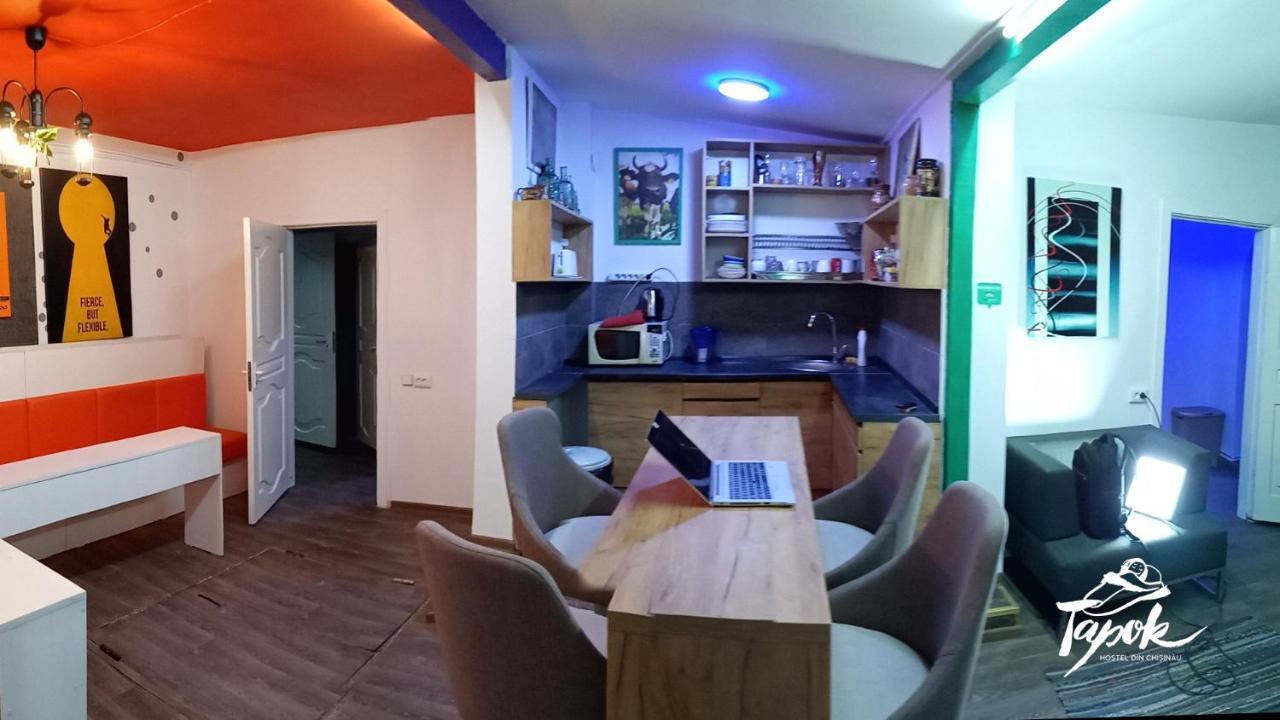 Tapok Hostel Kişinev Dış mekan fotoğraf